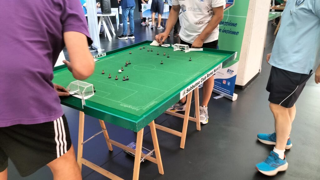 subbuteo: allo stadio Olimpico, domenica 7 luglio, si è disputata la terza edizione del Campionato nazionale di Subbuteo Zeugo